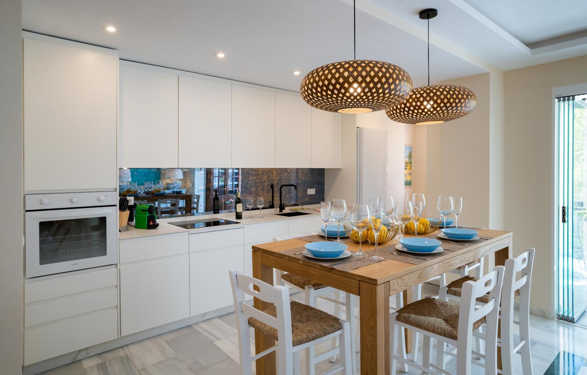 Limones De Genova ,150 M Playa Elviria Apartment Marbella