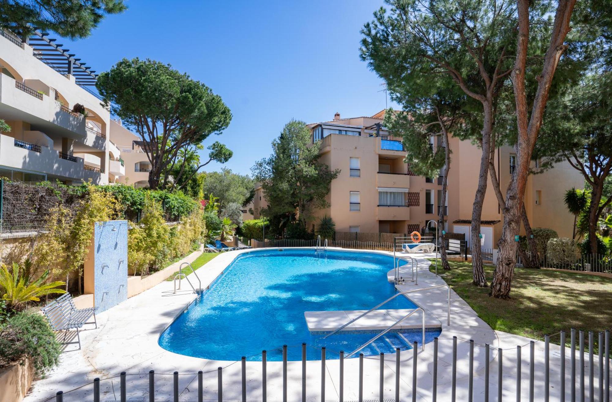 Apartamento Limones De Genova ,150 M Playa Elviria *