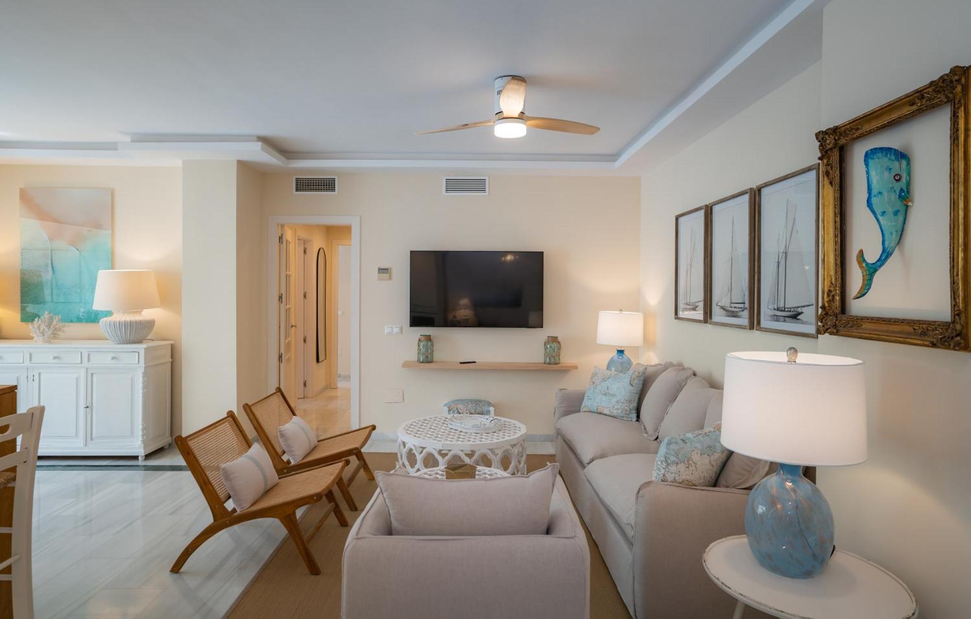 Apartamento Limones De Genova ,150 M Playa Elviria *