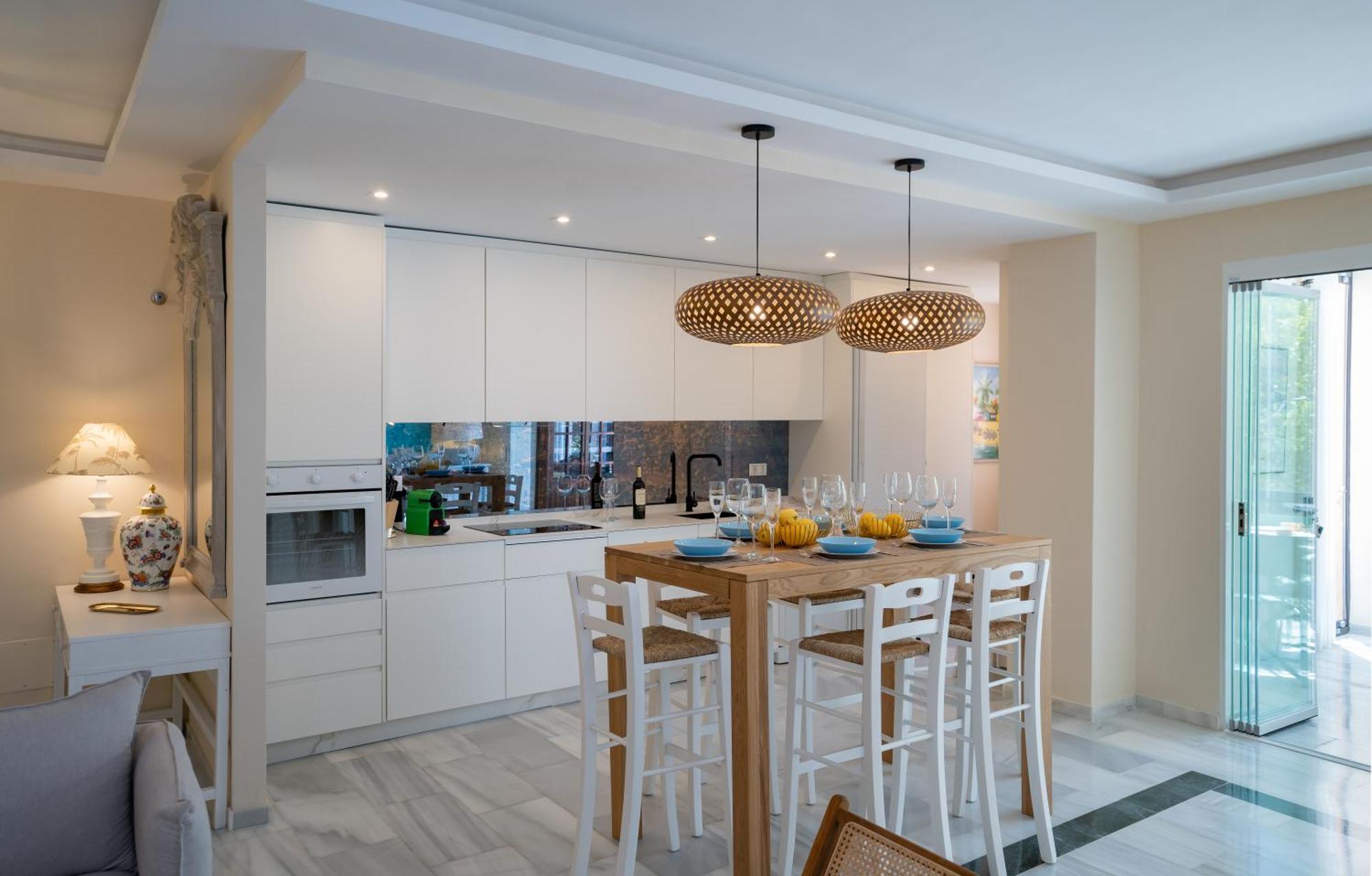 Apartamento Limones De Genova ,150 M Playa Elviria *