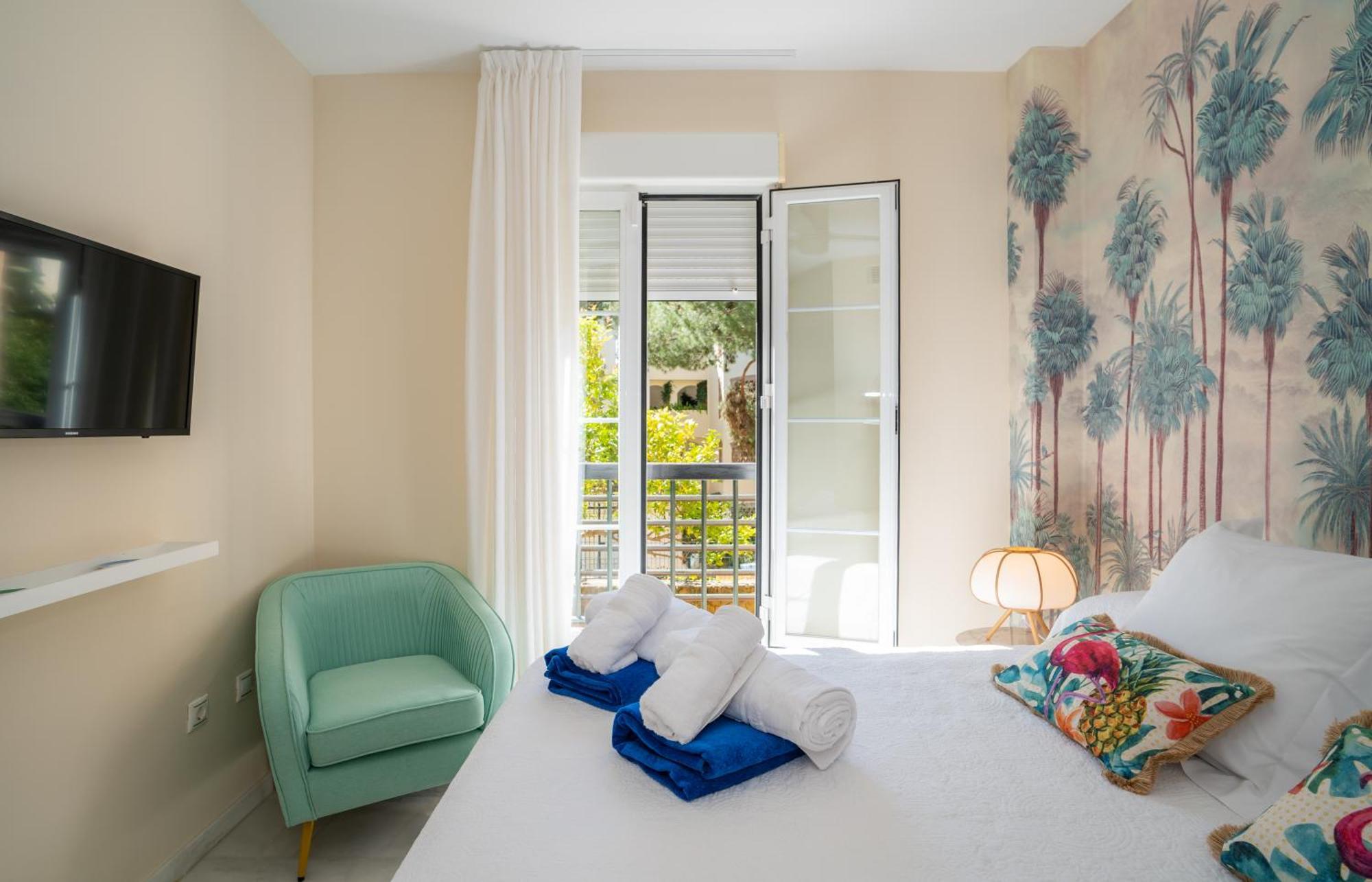 Limones De Genova ,150 M Playa Elviria Apartamento Marbella
